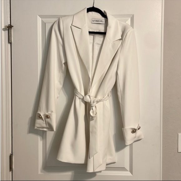 White blazer dress - Picture 2 of 4
